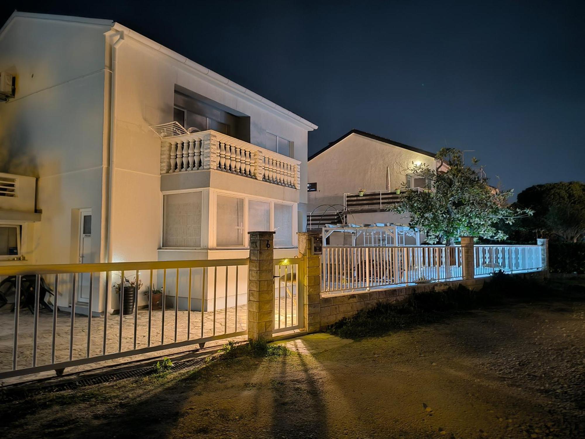 Diklo Beach Apartments Robert & Renata Zadar Exterior photo